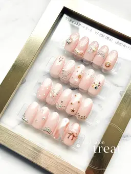 ワンカラーじゃ物足りない方へ🎀ワンポイントアートコース（オフなし）✨️甘皮ケア＋指先オイル磨き＋マッサージ付✨️