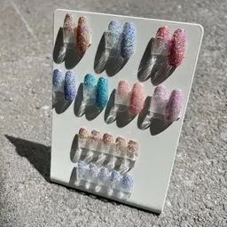 (オフなし）【モデル様募集】HAND.💅🏻ラメグラデーションネイル🎀技術向上のため研修ネイリストが担当！オフ無料