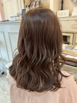 カット＋パーマ＋トリートメント👩‍🦱