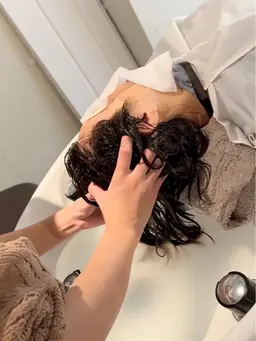 【生炭酸ヘッドスパ✨】 50分 期間限定価格🌷6000円🌷