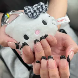 フレンチネイル。🎀🎀