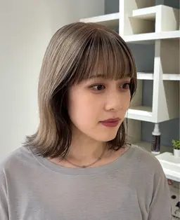 【marrb付】ブリーチ + カラー + Aujuaトリートメント  (料金はミディアムの長さ目安になってます)