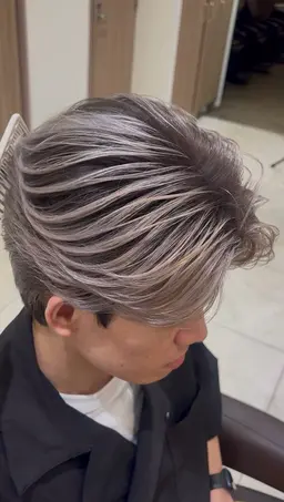 【周りと差がつく】メンズカット＋バレイヤージュ‼️（火曜日限定）