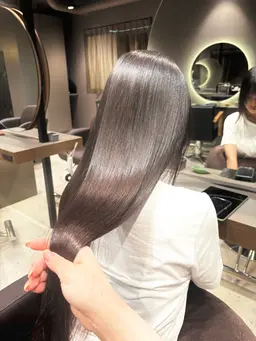 カット🍓💇🏻‍♀️ ＋ブリーチ無しワンカラー🩵🩷＋3stepsトリートメント🌟