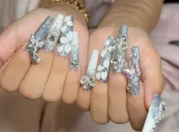 チップ長さ出し、持ち込みデザインアート