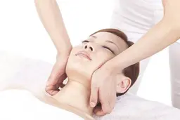 韓国発祥‼️圧倒的小顔矯正《コルギ(骨気)》