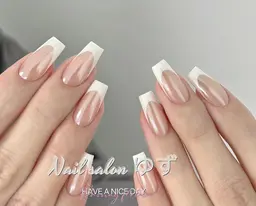 フレンチネイル