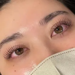 まつ毛パーマ✨短い毛もしっかり上がる✨次世代ラッシュリフト🕊ロッド多数デザインご相談ください♪