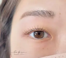 【デザイン選べます👶】ラッシュリフト/まつ毛パーマ/パリジェンヌ🆗￥4980円