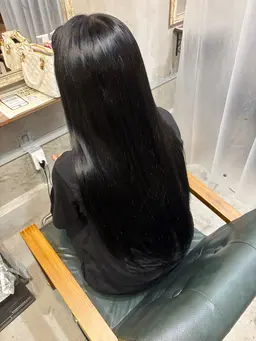 暗染めカラー🖤(就活前や学校などのご都合で言われてしまった方の暗めカラー、黒染めモデル!)