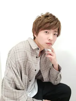 ✨新規限定クーポン✨メンズカット＋眉カット¥3500