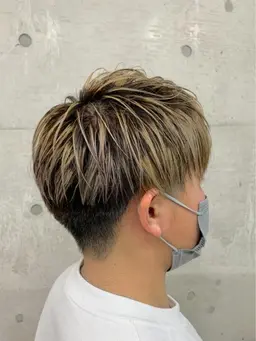 💇🏼メンズカット+カラー+メッシュ+トリートメント⚡️ (ケアカラー、ケアブリーチ、ハイライト、ローライト)