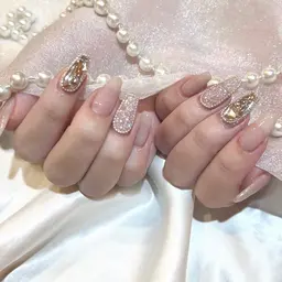 【 ジェル 】《オフ有》 4本アート (オフ、ケア、指名料込み)