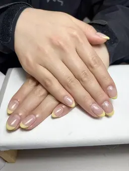 【自爪】フレンチネイル(オフ+500円)