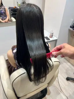 髪質改善縮毛矯正✨カット込み✂️様々な髪質に対応⭕️ブリーチ毛は履歴を細かく確認した上での施術になります⚠️
