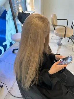 ✨ミニモ学割✨【U-24】💞リタッチ＋ケアカラー＋トリートメント💞