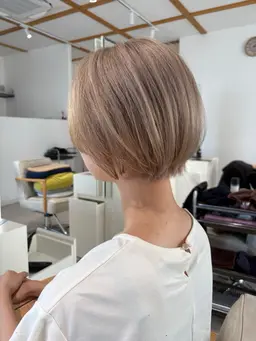 【バッサリイメージチェンジ✨️スッキリさせたい方】ショートカット＋Aujuaトリートメント付き♪♪