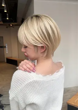 【20時​〜​限定】ショートカット+うる艶トリートメント✨