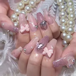 ❤️‍🔥人気No､1🎀チップ＋ジェル長さだし⭐️持ち込みデザイン⭐️アート1️⃣0️⃣本パーツつけ放題🎁