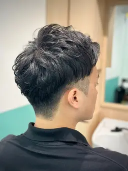 メンズシェービング＋頭皮洗浄スパ＋ヘアセット(ピーリングパック付き)