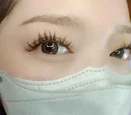 【10月限定】羽まつエクで今っぽ束感EYEに