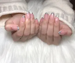 オフあり(スカルプオフ)チップ長さだしガラスフレンチ