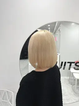 🥣9.10.11月限定🥣ハイトーンボブにしたい方🤍ボブカット+ブリーチ1回＋オンカラー+スタイリング🥣