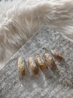 🆕ハケ跡ゴールド×ホワイトニュアンス