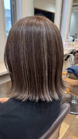 ハイライトブリーチモデル⚠️白髪染め、黒染め、セルフカラー履歴❌️縮毛、パーマしてる方❌️