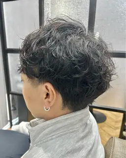 【ミニモ限定価格】カット+メンズパーマ🌀💫🌀ブリーチ毛不可