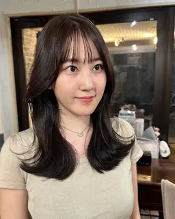 韓国ヘアカット+プレックスプレミアムカラー+ケアトリートメント＋指圧肩マッサージ＋アイロン仕上げも追加料金無レイヤーも◎