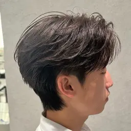メンズカット+ダウンパーマ　※韓国で使用されている薬剤