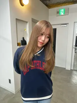 レイヤーカット🎀🎀(ロング、ミディアムの方✨✨✨)(スタイリング込み❤️