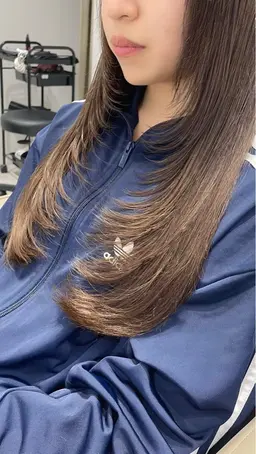 【💫トリートメント付き💫】レイヤーカット✂️+ケアトリートメント✨   (低めのレイヤーでも〇)