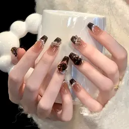 チップ長さだし💅持ち込み🆗1000種類パーツつけ放題　オフあり