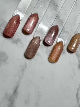 練習マグネットネイル