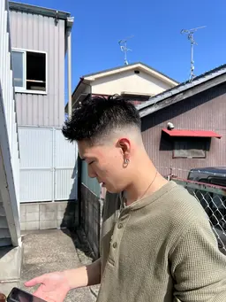 フェードカット