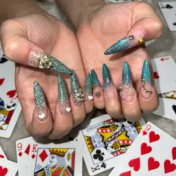 ⭐︎オフなし⭐︎長さだし10本時間内アートし放題パーツつけ放題