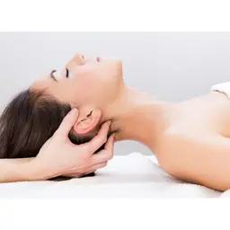 🍓NEW🍓最新の小顔筋膜リフト×デコルテ&ヘッドスパ