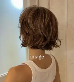 【SNS動画撮影可能な方のみ、顔出しあり】ボブカット(仕上げは巻き)＋ハイライトカラー