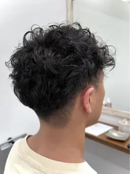 【minimo限定】ダメージを限りなく抑えたパーマスタイル♪似合わせメンズカット+ケアパーマコース