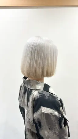 ご新規様限定この価格‼平日限定🐬カラーモデル特別価格🐬ダブルカラー(ブリーチカラー)