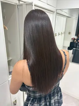 【平日,土の18時〜限定メニュー🌟】縮毛矯正(ストレート)髪の癖やうねりを自然なストレートにしたい方にオススメ🫧🤍