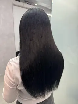 【似合わせカット✂️＋ケア縮毛矯正＋ケアトリートメント】