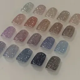 ダイヤモンドフラッシュネイル💅🏻