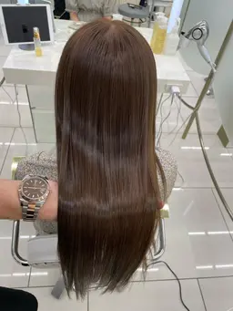 低ダメージ透明感カラー＋最高級トリートメント