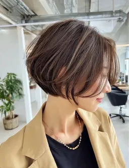 【1番気になる白髪ぼかし🩶】白髪ぼかしハイライト+トリートメント🧖🏻♀️