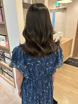 【🫧平日新規限定🫧】ケアカラー＋小顔カット＋キューティクル補修トリートメント🧴ロング料金なし