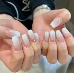 【12/9​〜​13来店限定】片手２本アート✨ベイビーブーマー/バーチャルフレンチ可能