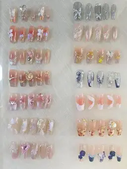 ジェルオフ込み【つけ爪】ワンホンデザインロング